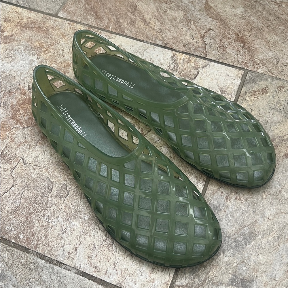 Jeffrey Campbell Olive Green Mesh Flats size 10 / 41
